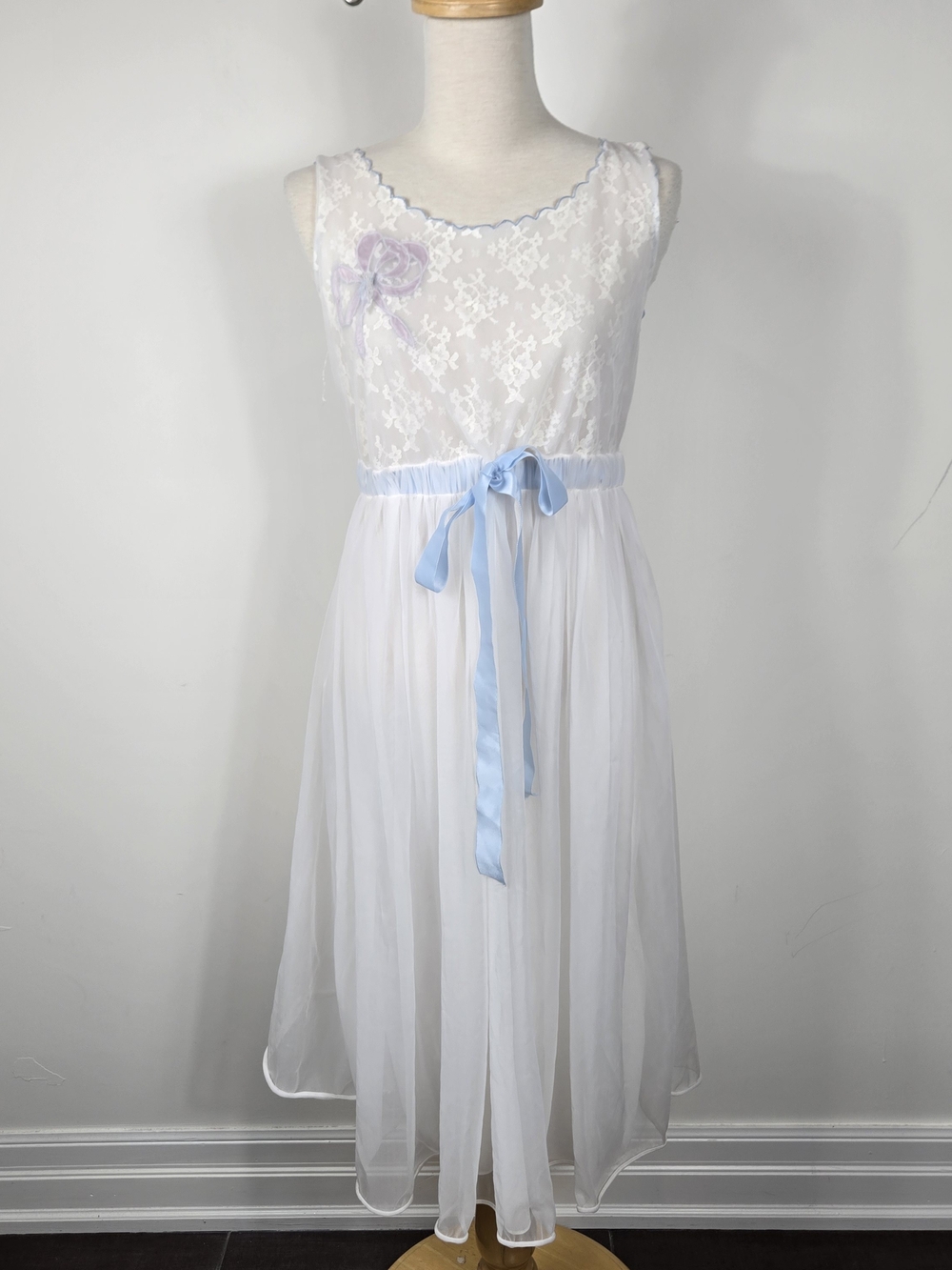 Vintage Dorsay S White Floral Lace Midi Babydoll Nightgown Blue Ribbon Fairycore